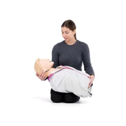 Manechin CPR Laerdal Little Anne QCPR 123-01050 pentru instruire BLS